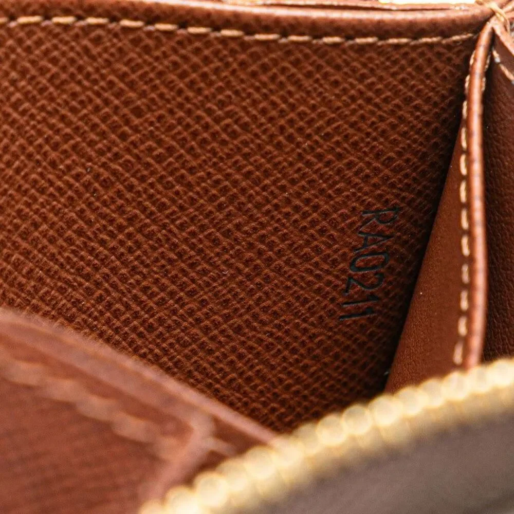 Louis Vuitton Zippy Coin Purse M60067
